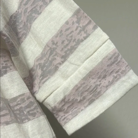 Converse Lavender and White Striped Hoodie - Picture 4 of 4